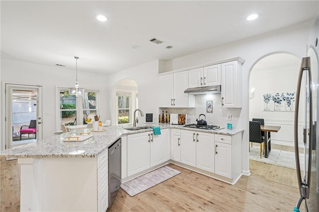 1457 Brentwood Drive