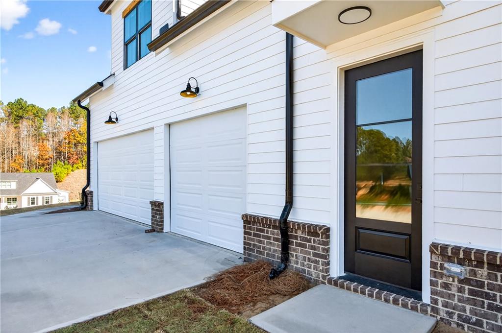 608 Walker Court