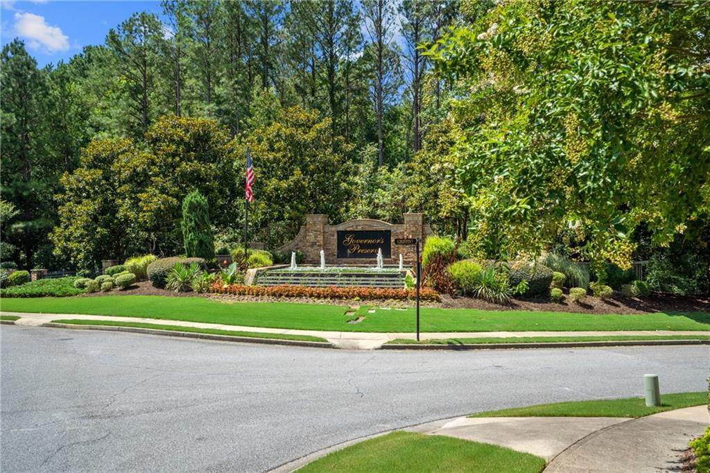 608 Walker Court