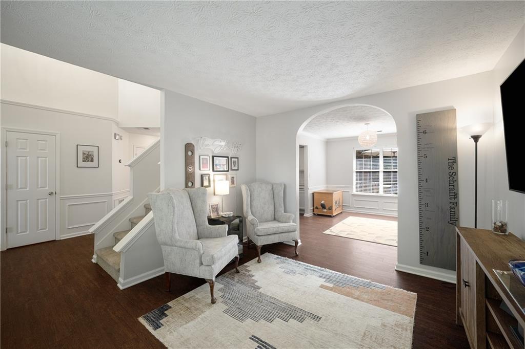 11095 Crabapple Lake Drive