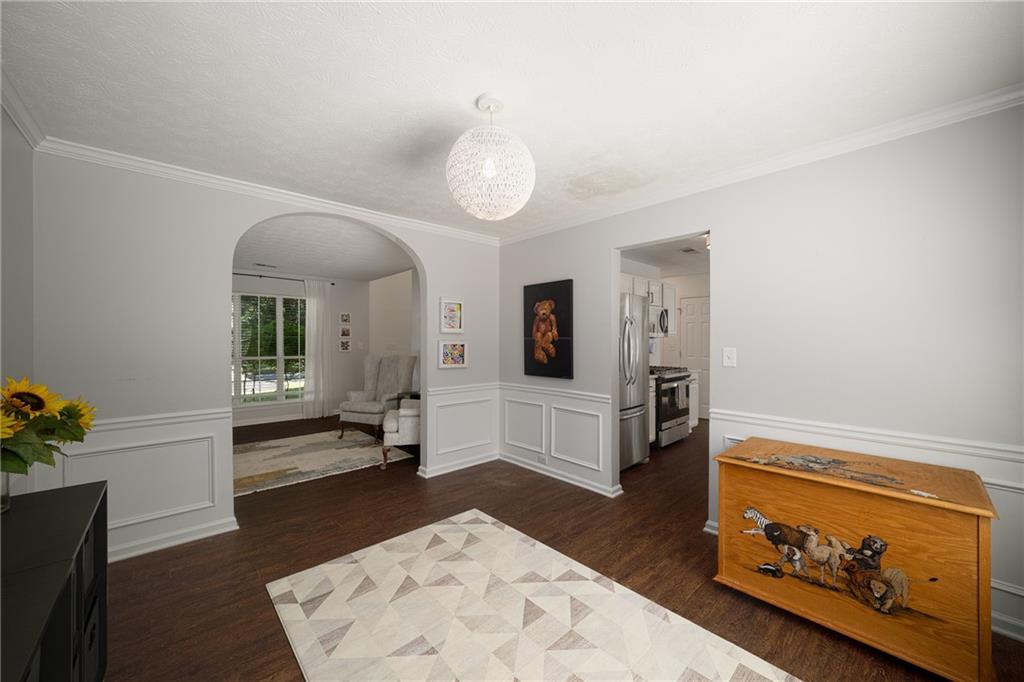 11095 Crabapple Lake Drive