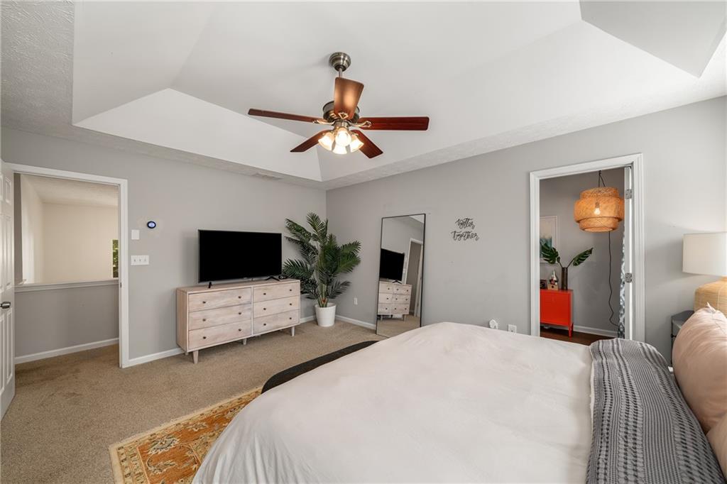 11095 Crabapple Lake Drive