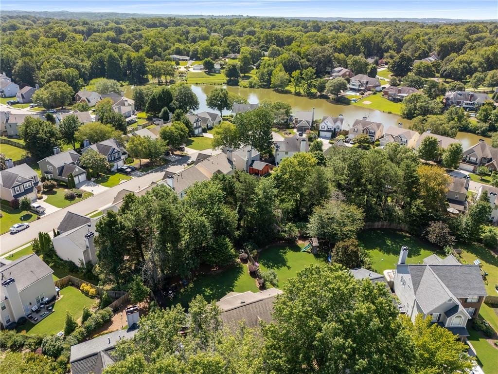 11095 Crabapple Lake Drive