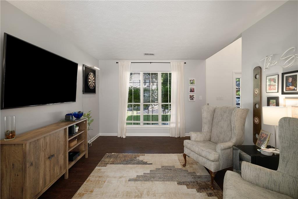 11095 Crabapple Lake Drive