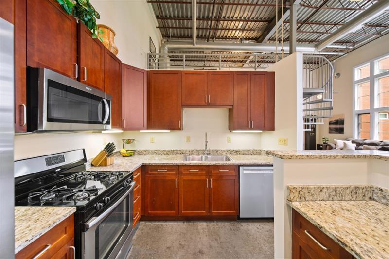 572 Edgewood Avenue SE Unit 303