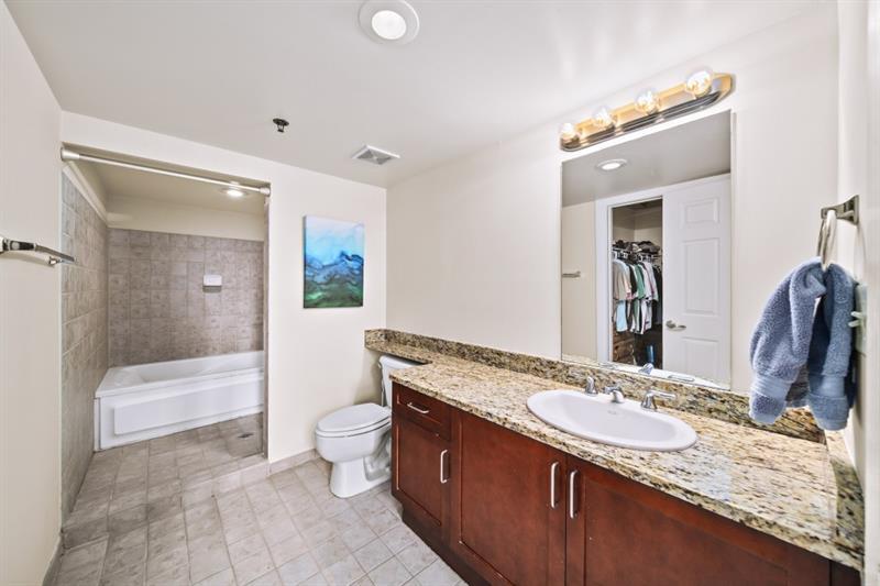 572 Edgewood Avenue SE Unit 303