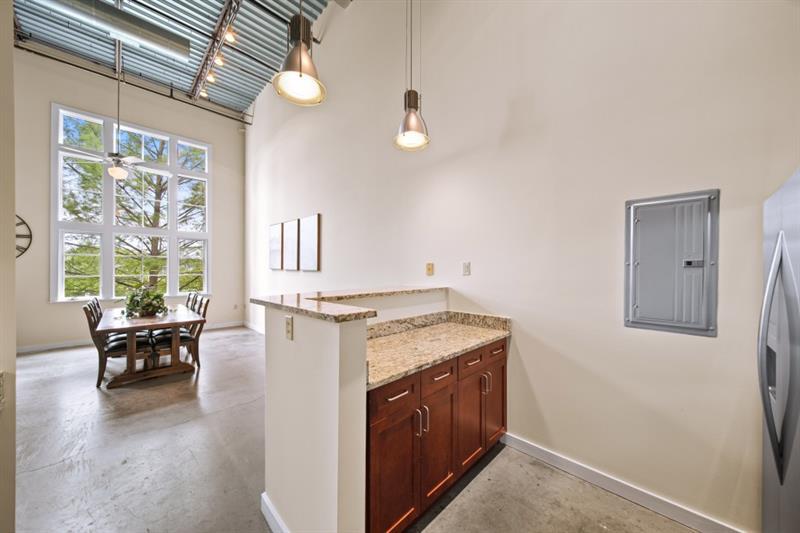 572 Edgewood Avenue SE Unit 303