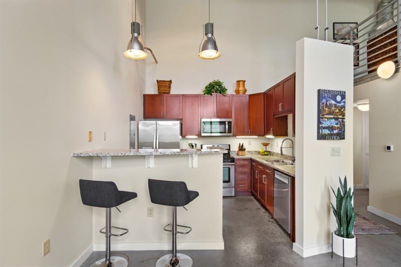572 Edgewood Avenue SE Unit 303
