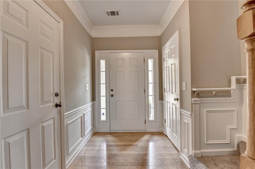 4020 Edgecomb Drive