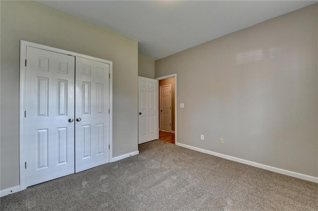 4020 Edgecomb Drive
