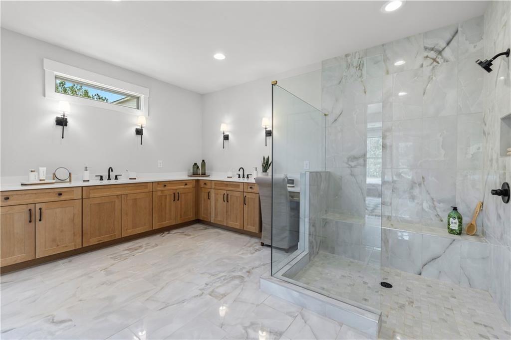 313 Brooke View Trail