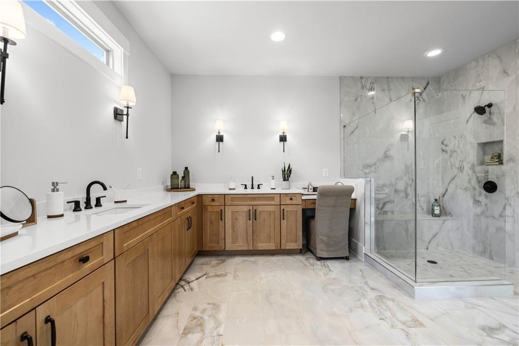 313 Brooke View Trail