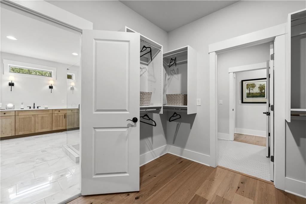 313 Brooke View Trail