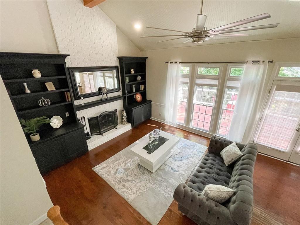 710 DEVON HILL Court
