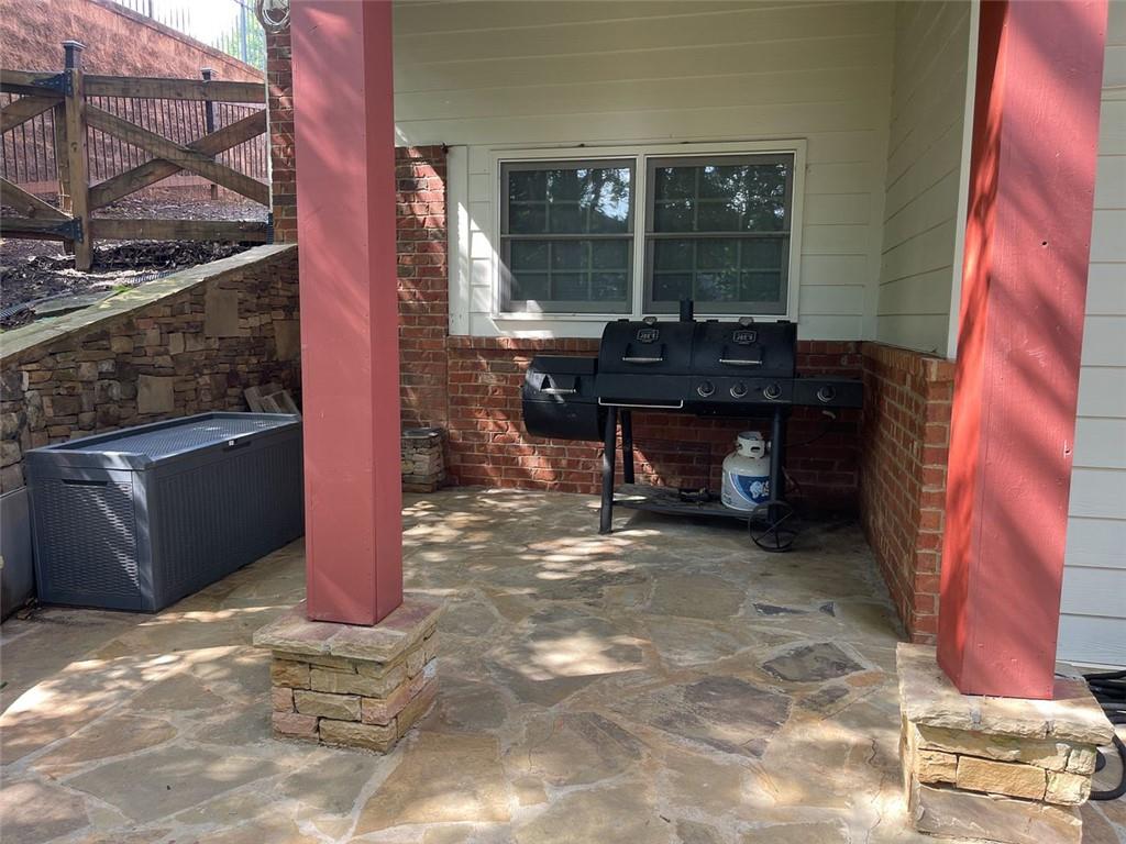 710 DEVON HILL Court