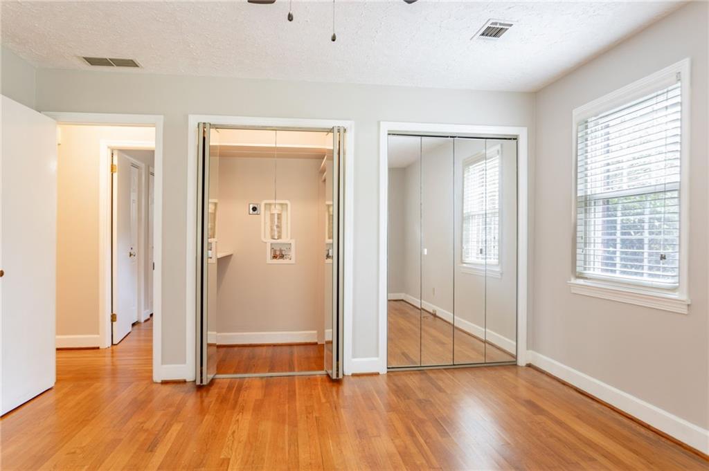 5809 Norton Circle