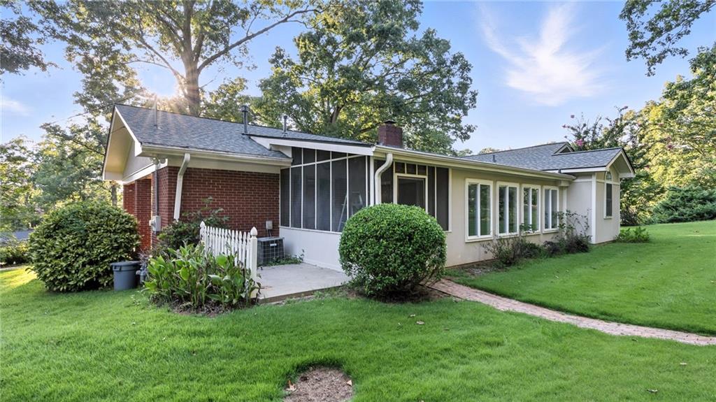 5809 Norton Circle