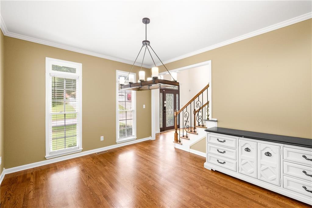 6215 Song Breeze Trace