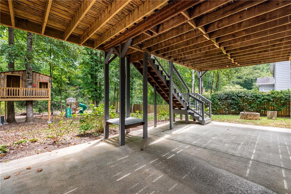 6215 Song Breeze Trace