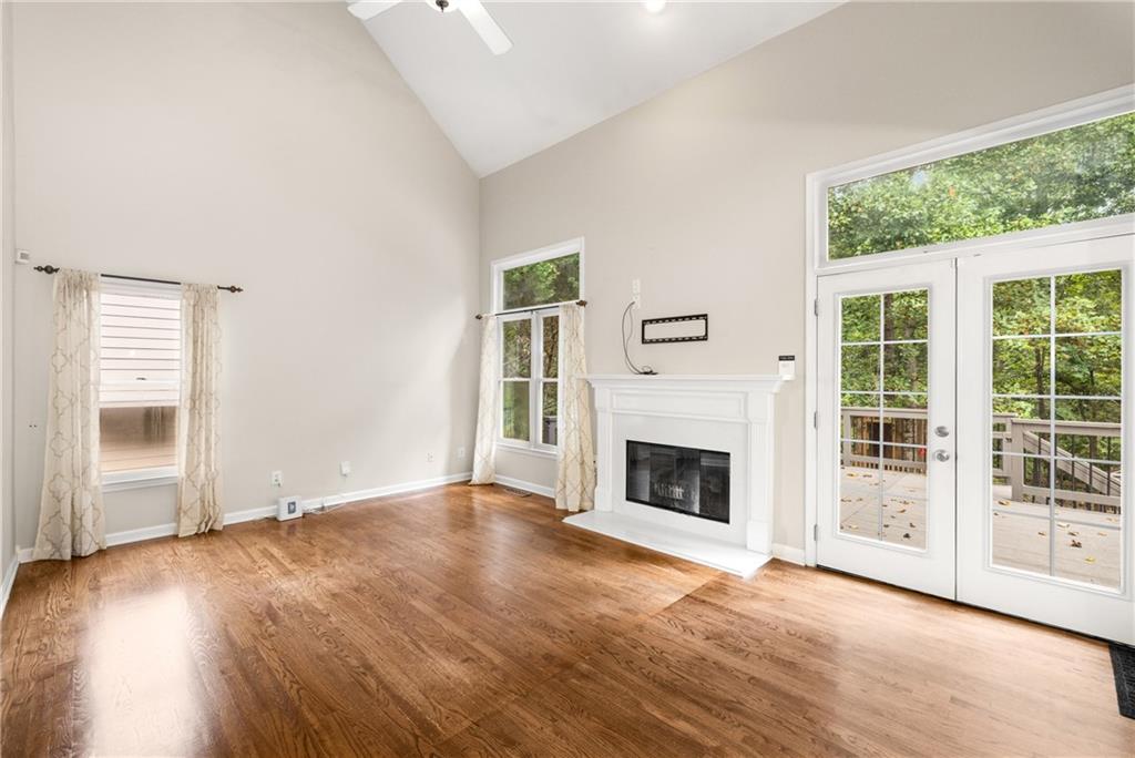 6215 Song Breeze Trace