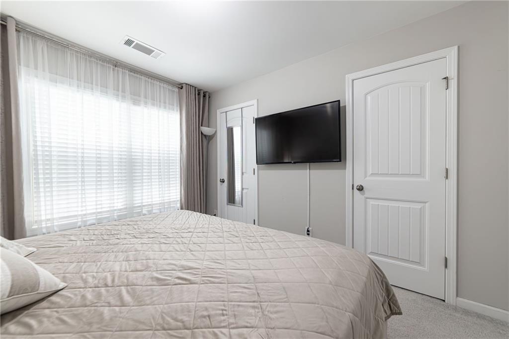 1417 Lanier Vista Drive