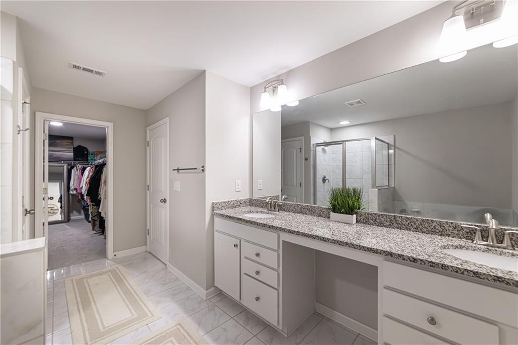 1417 Lanier Vista Drive