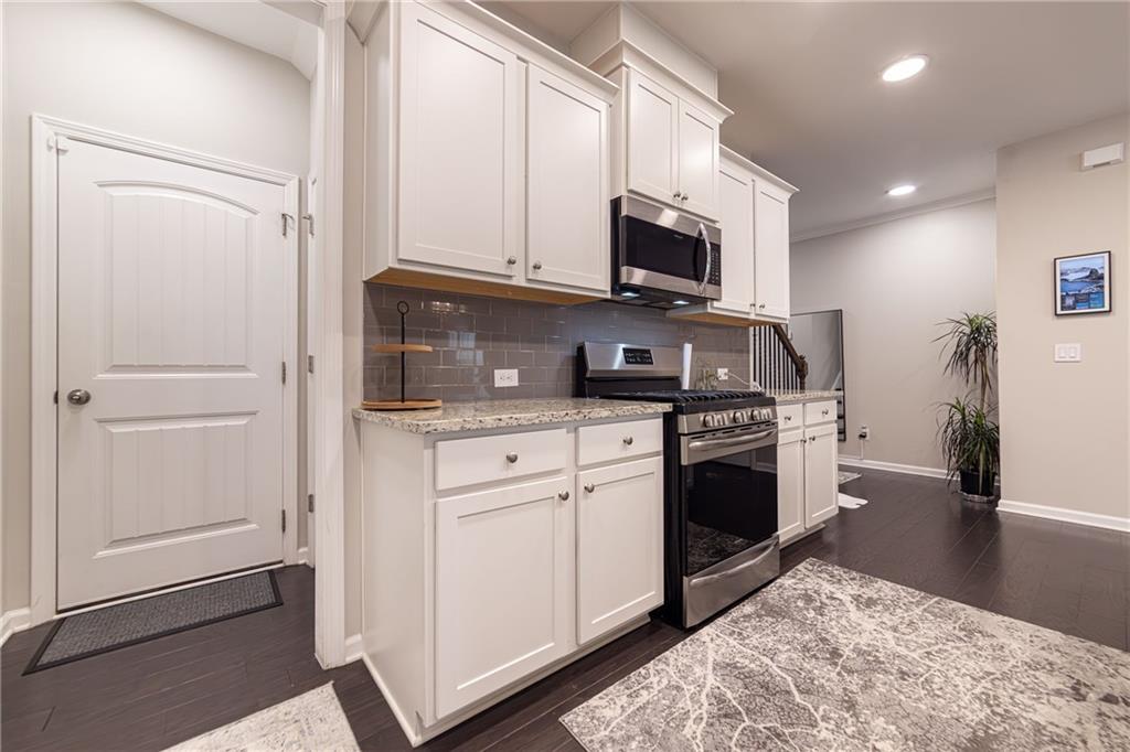 1417 Lanier Vista Drive
