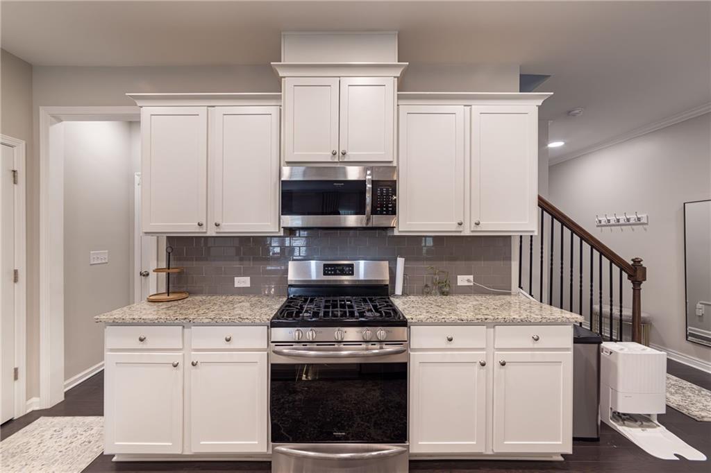 1417 Lanier Vista Drive