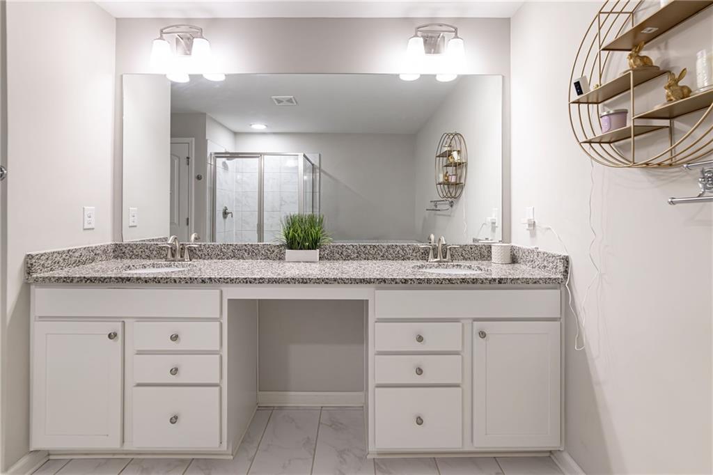 1417 Lanier Vista Drive