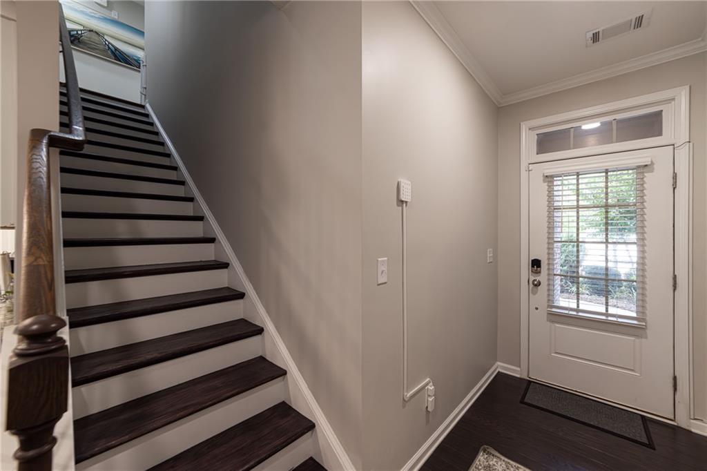 1417 Lanier Vista Drive