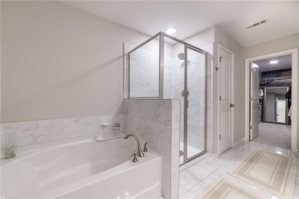 1417 Lanier Vista Drive