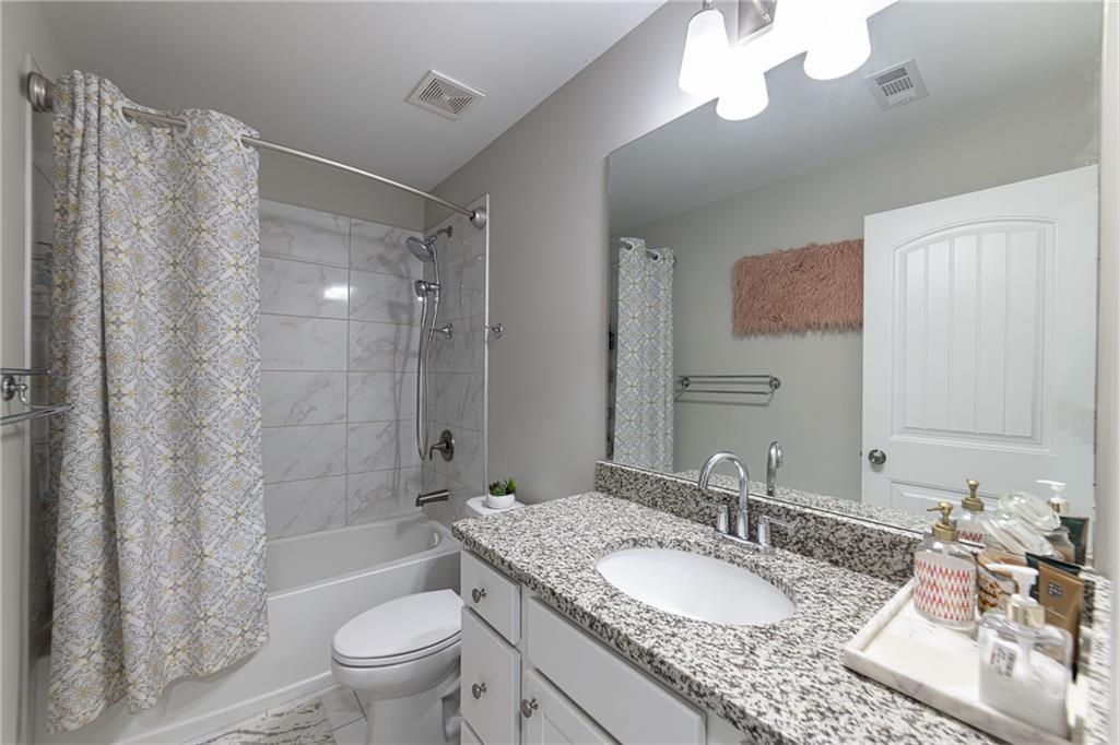 1417 Lanier Vista Drive