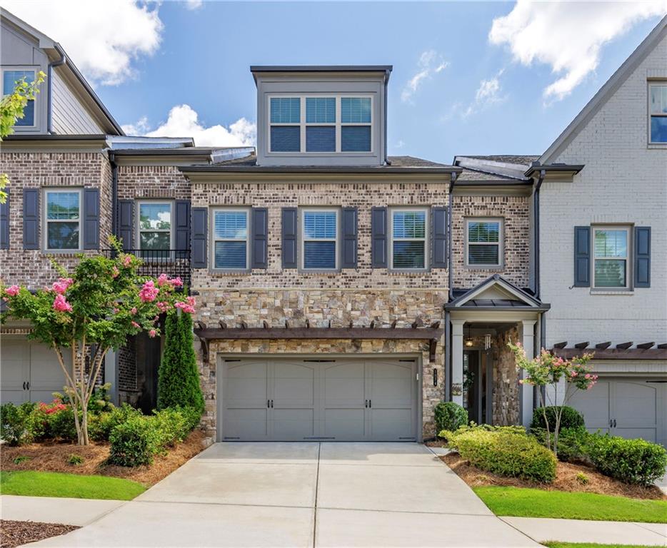 1074 Heyward Way