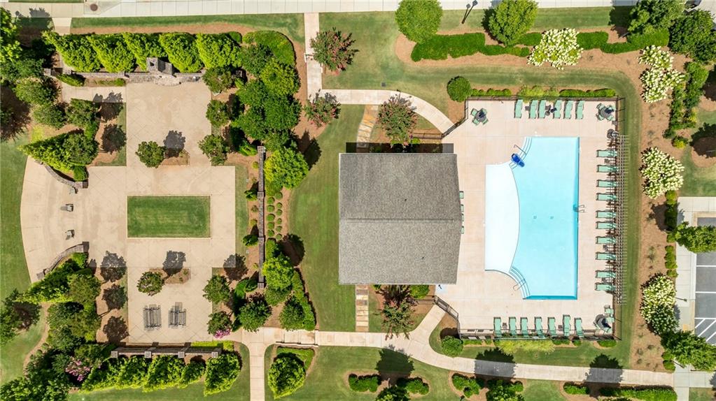 1074 Heyward Way