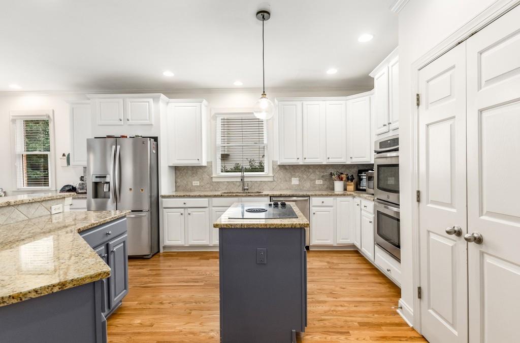 1205 Beacon Hill Crossing