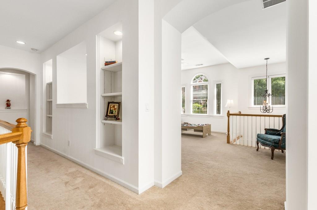 1205 Beacon Hill Crossing