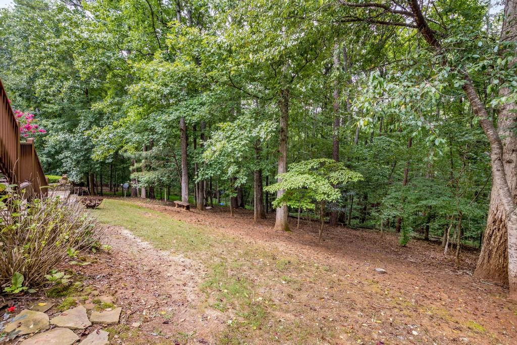 1205 Beacon Hill Crossing
