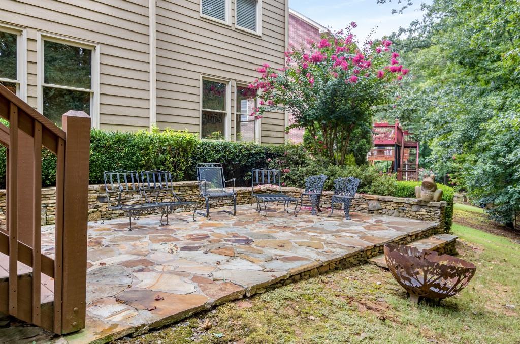 1205 Beacon Hill Crossing