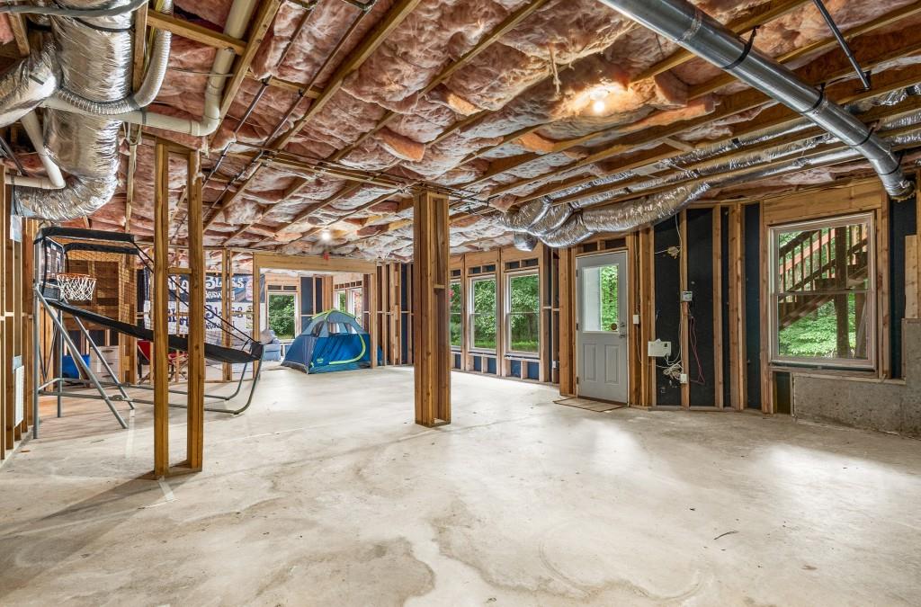 1205 Beacon Hill Crossing