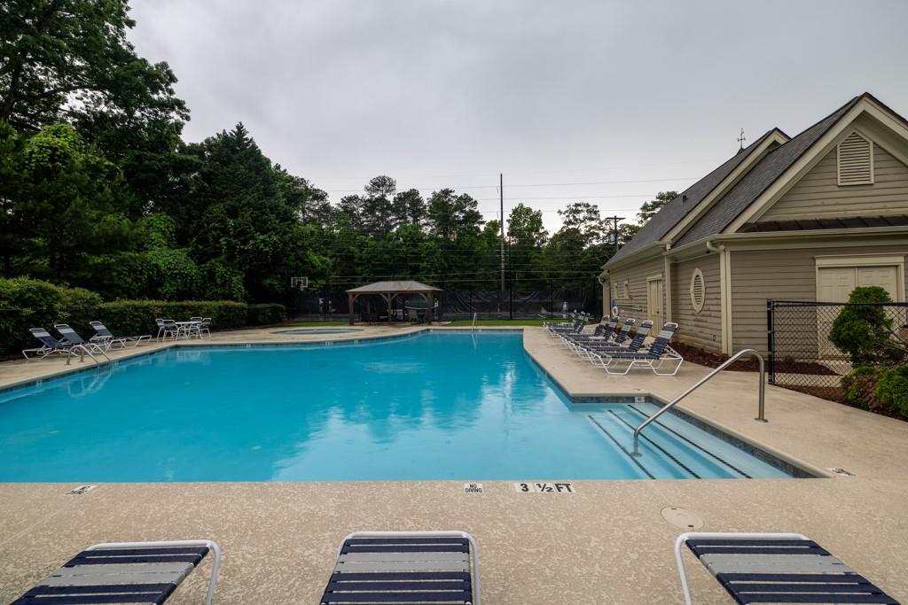 6625 Eagle Point