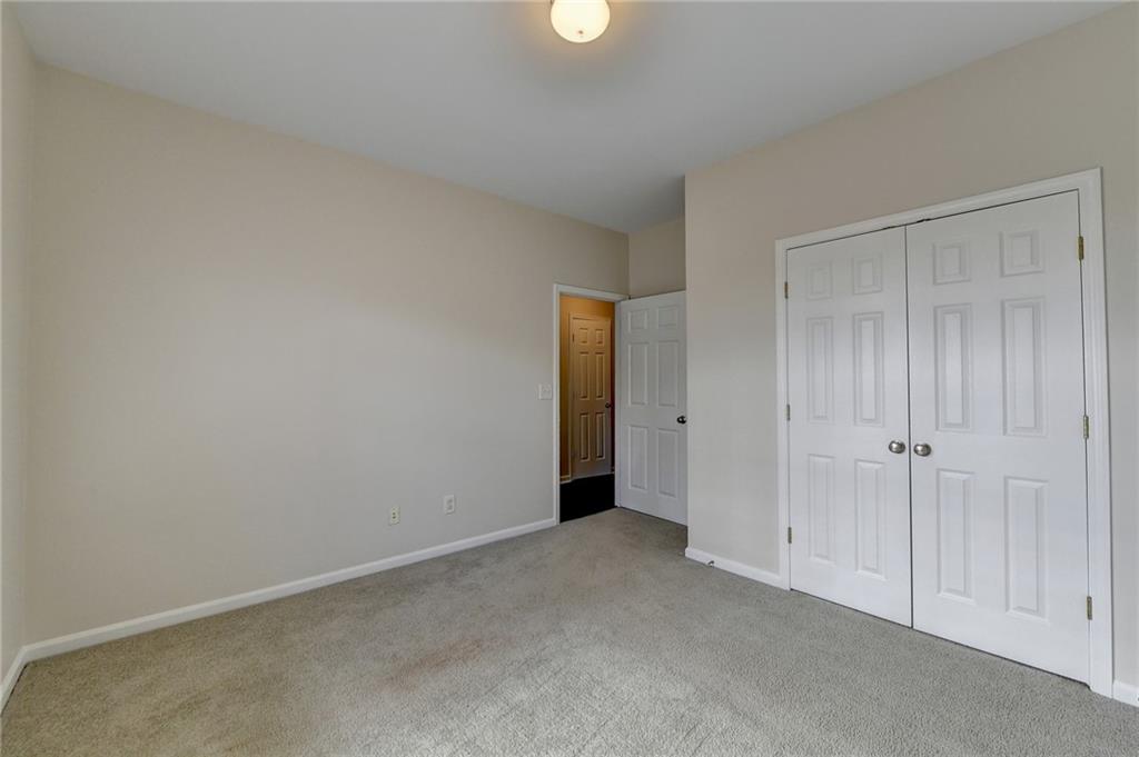 4006 Edgecomb Drive