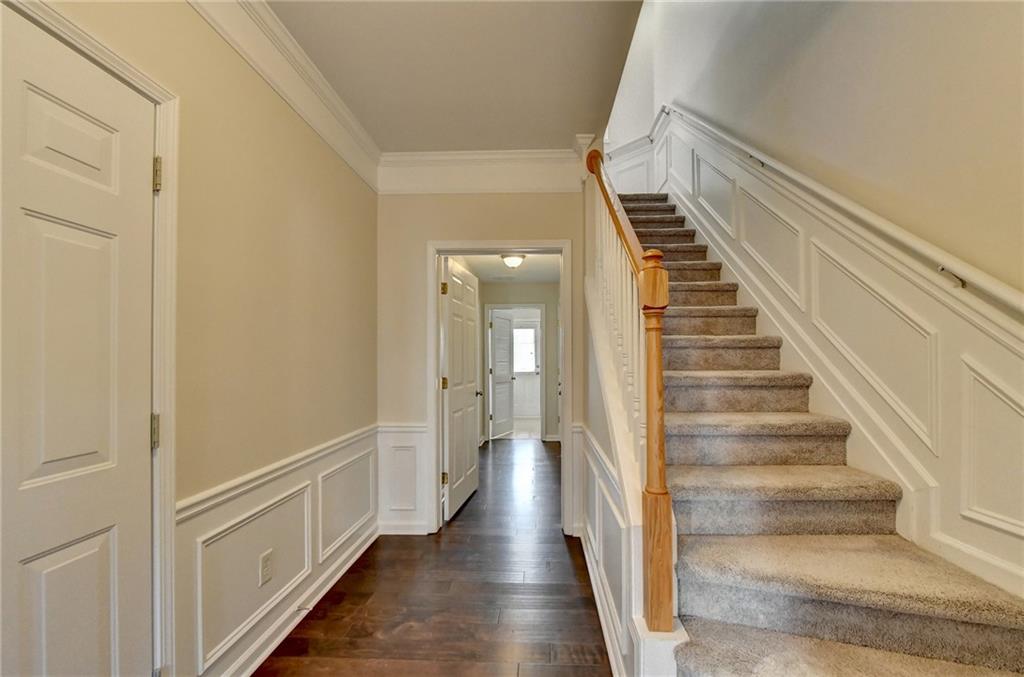 4006 Edgecomb Drive