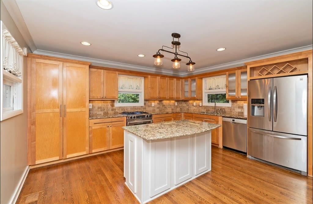 3844 Ensign Drive