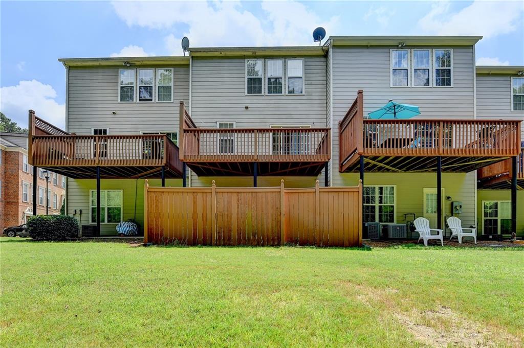 4021 Edgecomb Drive