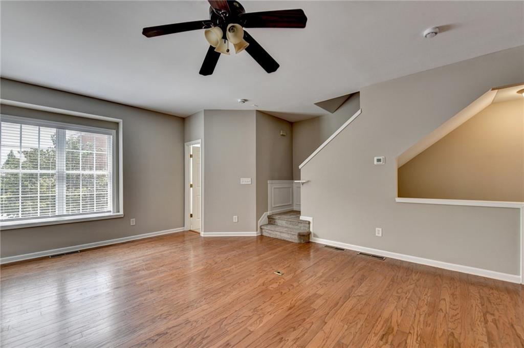 4021 Edgecomb Drive