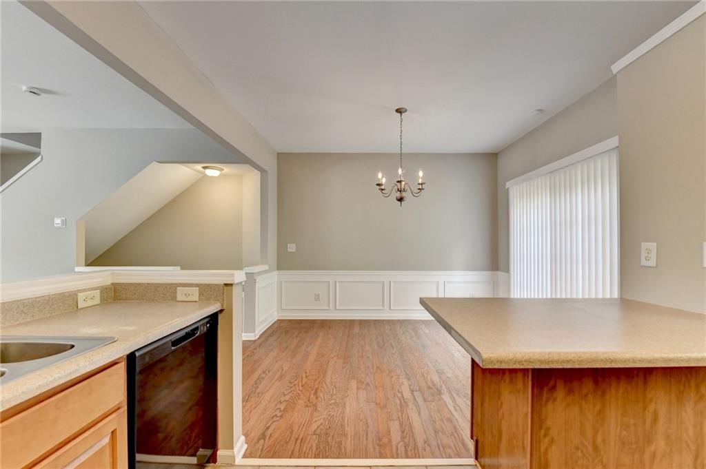 4021 Edgecomb Drive