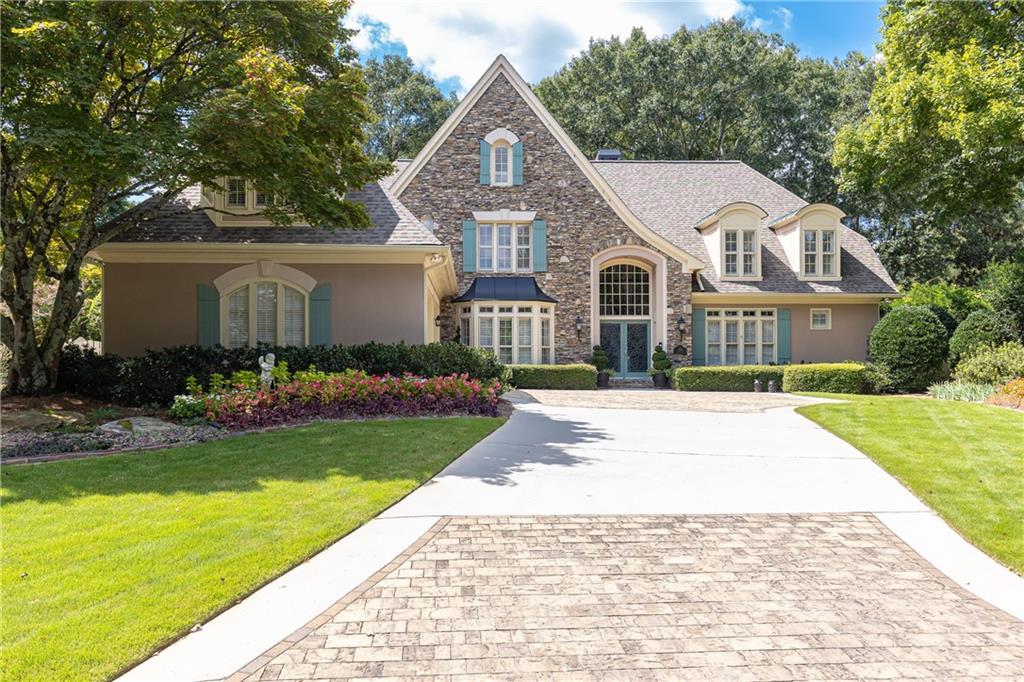 554 Hackney Drive SE