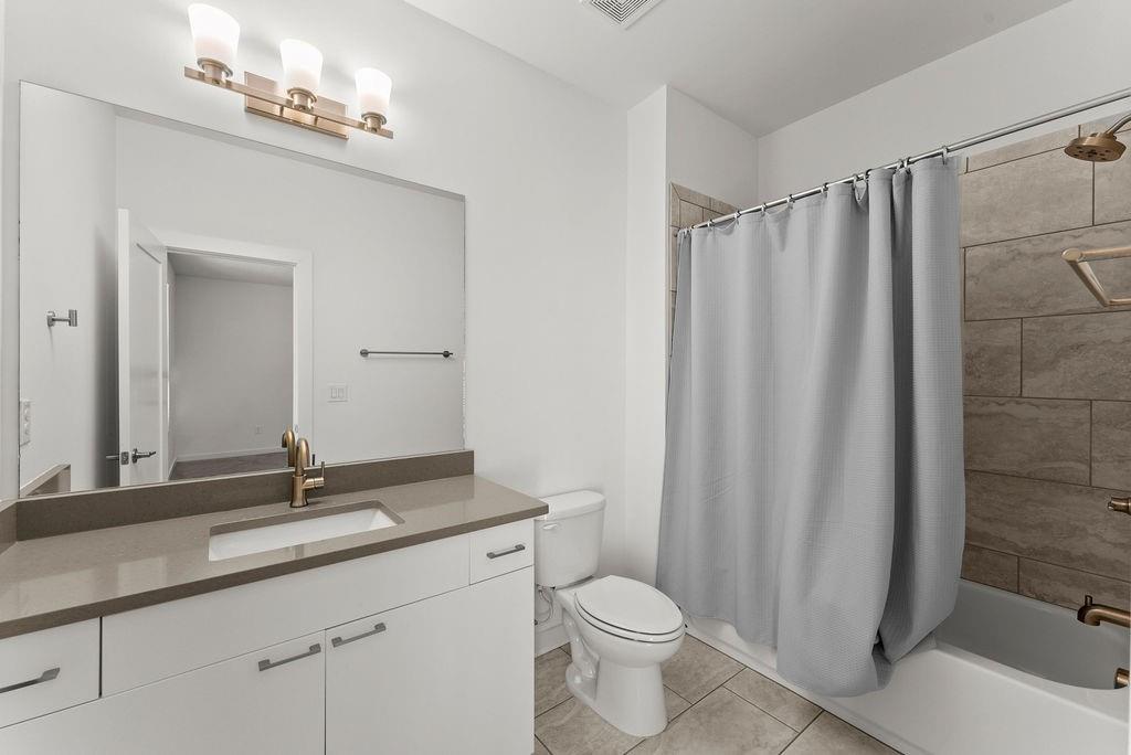 1388 La France Street NE Unit 8