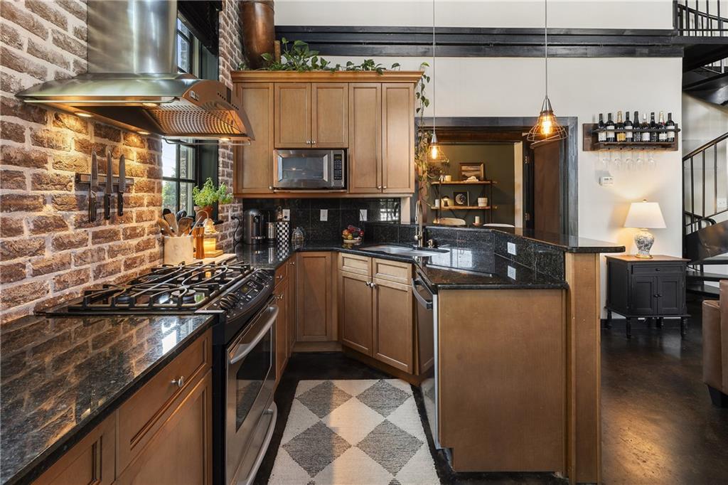 5434 Peachtree Road Unit 106