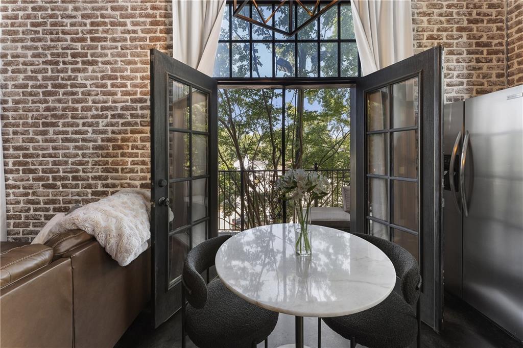5434 Peachtree Road Unit 106